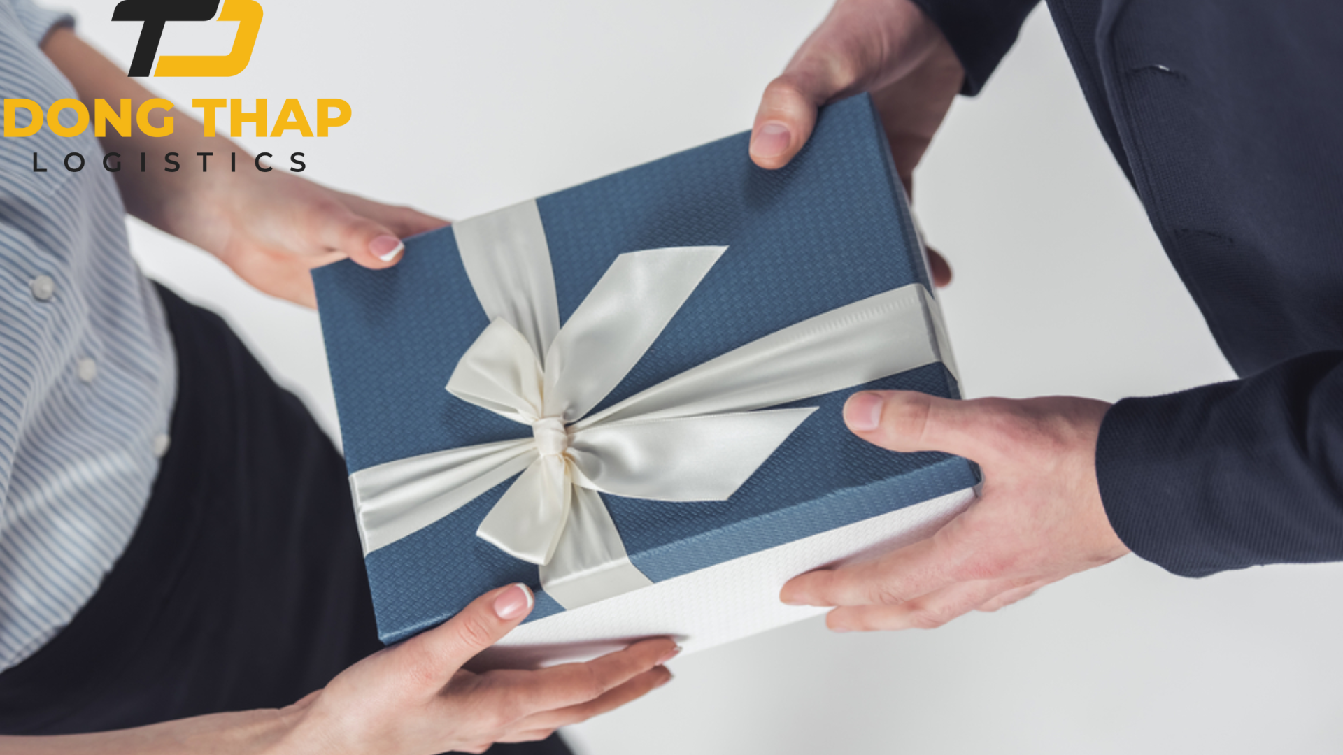 Gửi Quà Từ Đức Về Việt Nam – Có Phải Đóng Thuế Không? Hướng Dẫn Chi Tiết Cho Người Mới