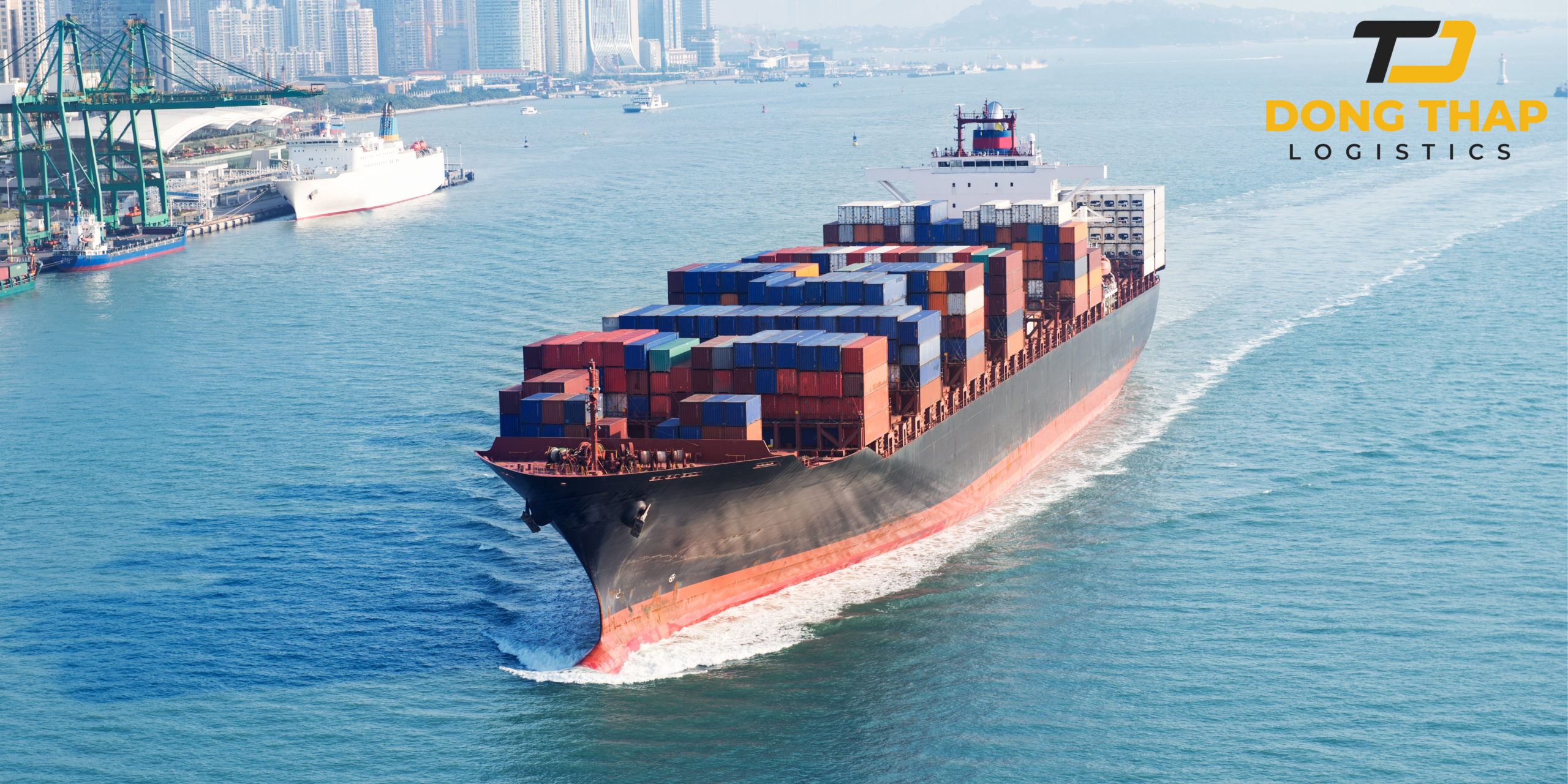 Logistics là gì? Vì sao quan trọng trong thương mại quốc tế?