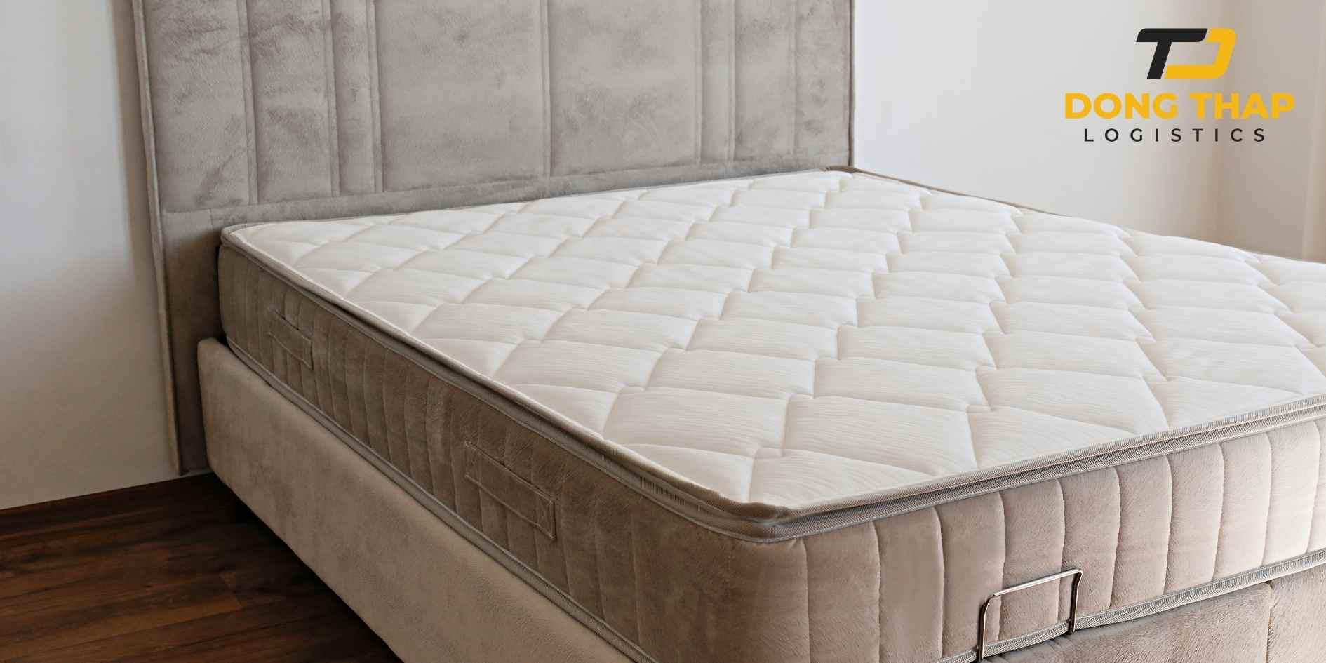 Gửi Nệm Từ Việt Nam Đi Nhật Bản: Giải Pháp Tiết Kiệm & An Toàn Cùng Đồng Tháp Logistics