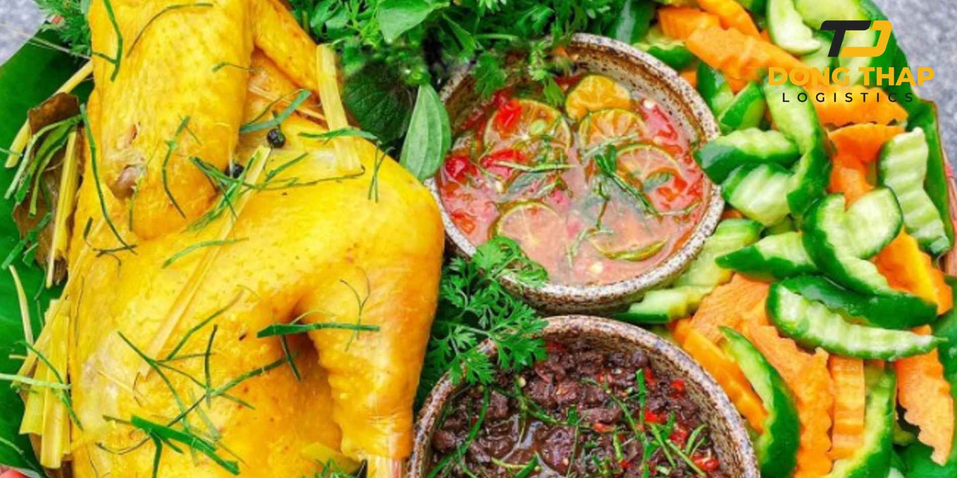 Vận Chuyển Gà Ủ Muối Hoa Tiêu Từ Hà Nội Vào TP.HCM – Giữ Trọn Độ Mềm Thịt