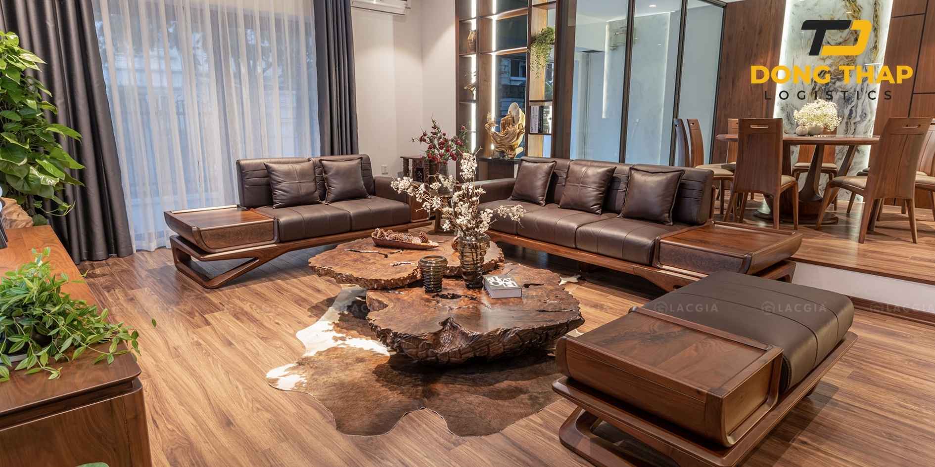 Vận Chuyển Sofa Gỗ Phòng Khách Sang Nhật Bản – Đóng Kiện An Toàn, Hạn Chế Trầy Xước