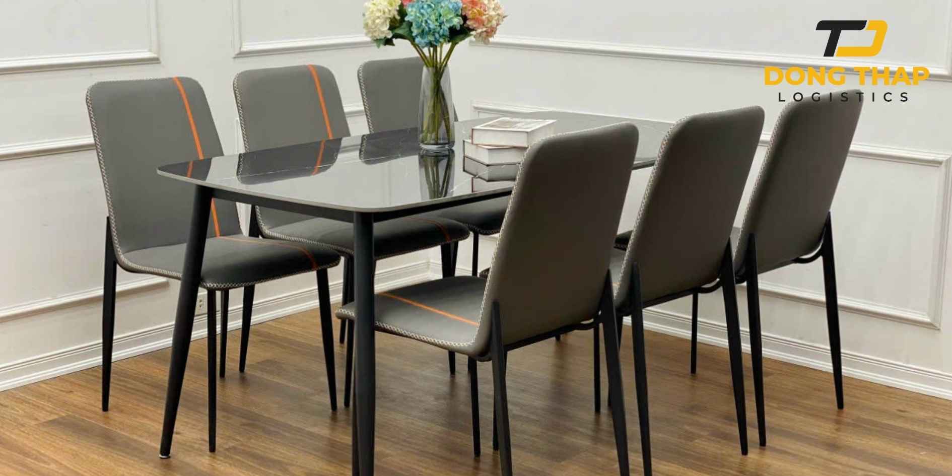 Vận Chuyển Bàn Ăn Mặt Đá Nguyên Khối Sang Đức – Giải Pháp Bảo Vệ Hàng Nặng