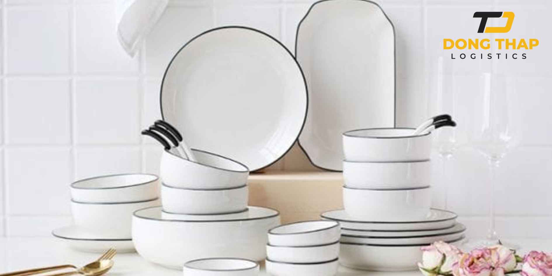 Vận Chuyển Bộ Chén Đĩa Sứ Trắng Sang Pháp – Giữ Trọn Độ Bóng Và Màu Sắc